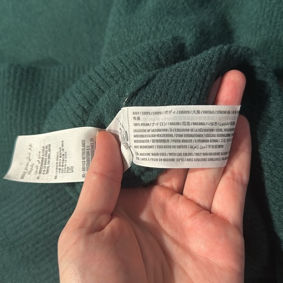 Abercrombie & Fitch Soft A&F Collection Crewneck Sweater - Picture 8 of 9